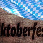 Wood Oktoberfest Flag Bavaria  - kalhh / Pixabay